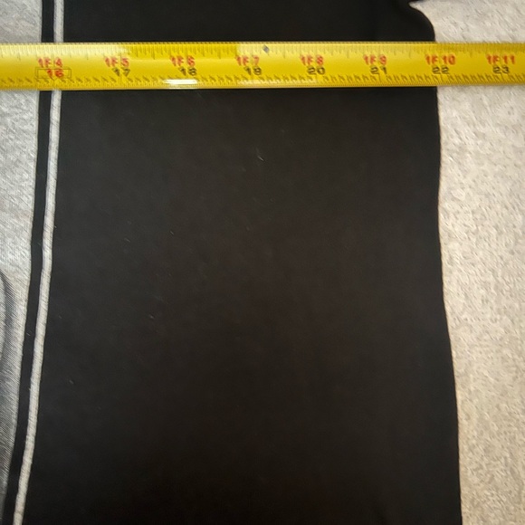 Christopher “Biggie” Wallace Black Graphic T-Shirt, Size Large - Picture 3 of 9